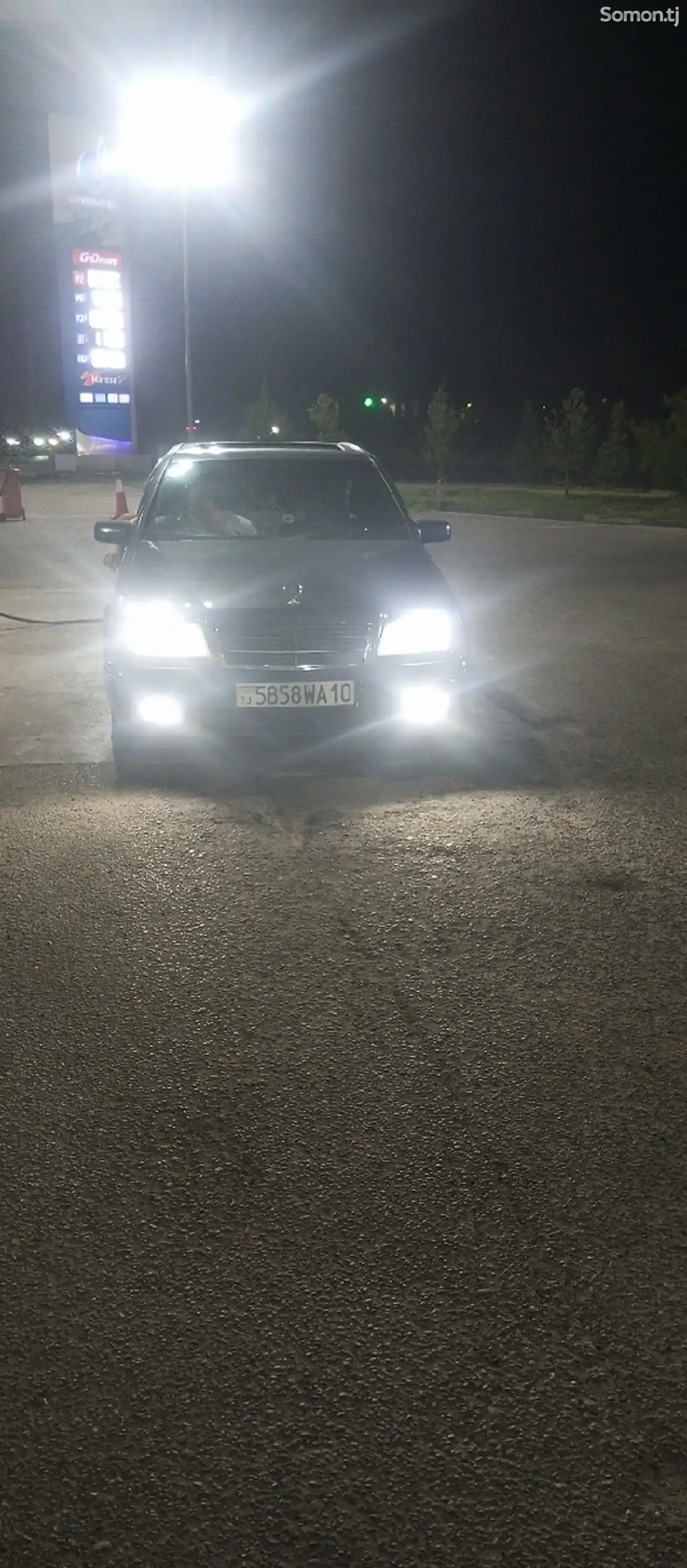Mercedes-Benz C class 1993 · 1.9 MT
