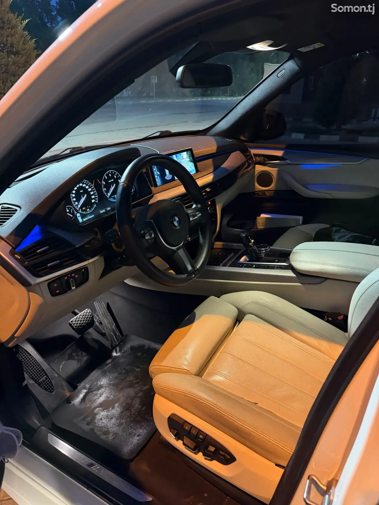 BMW X5 2017 · 2.0 AT