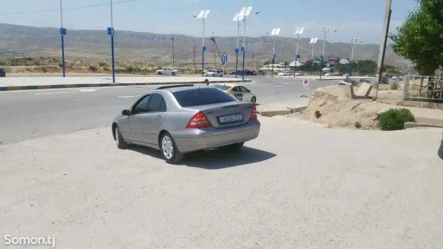 Mercedes-Benz C class 2003 · 1.8 AT