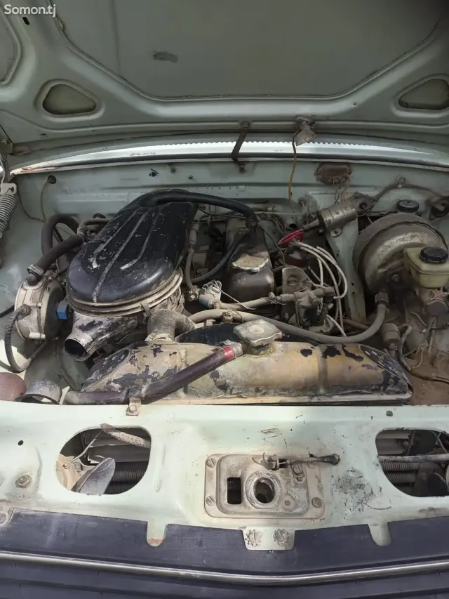 ГАЗ 2410 1988 · 2.4 MT