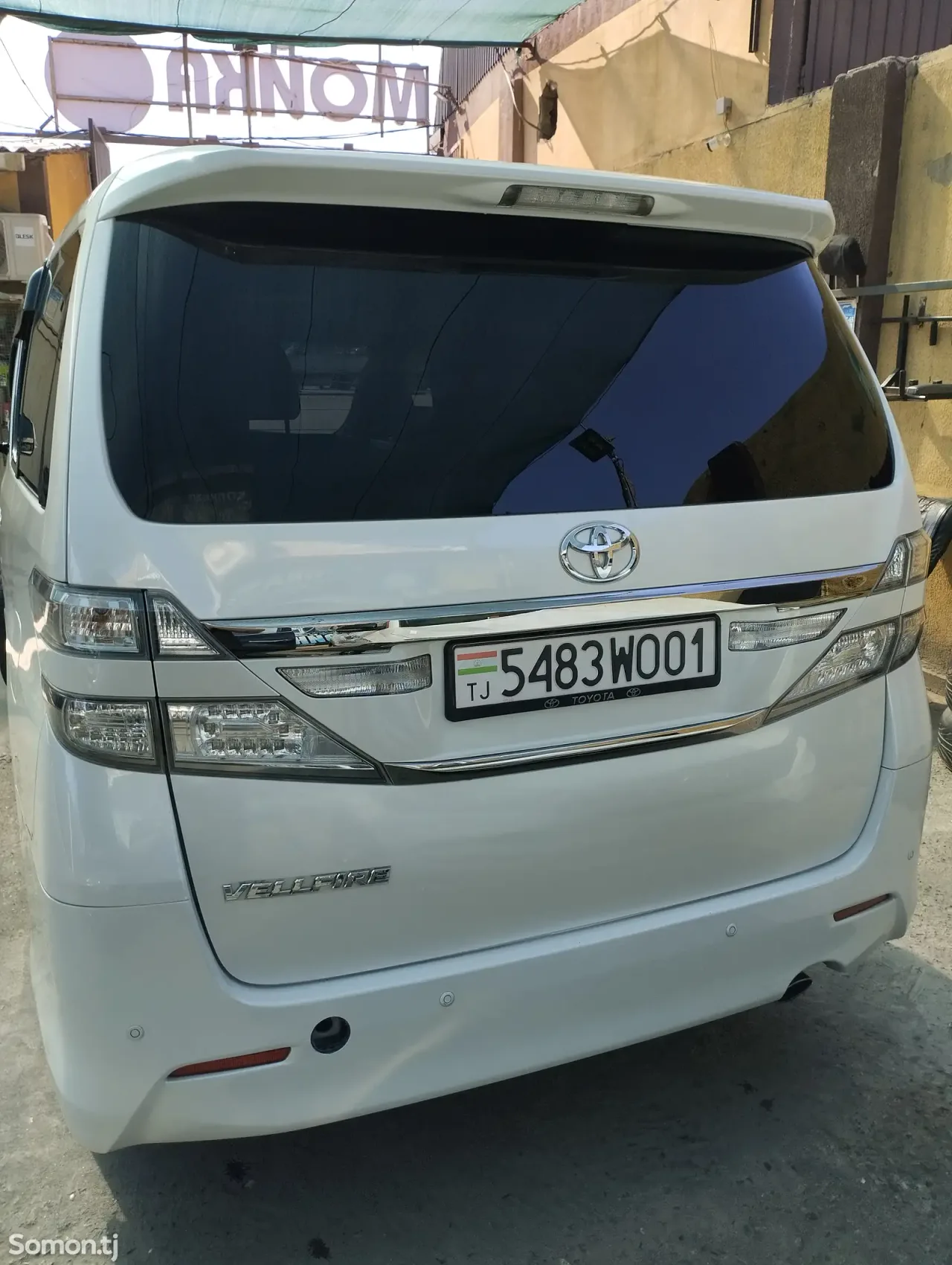 Toyota Vellfire 2014 · 2.4 CVT