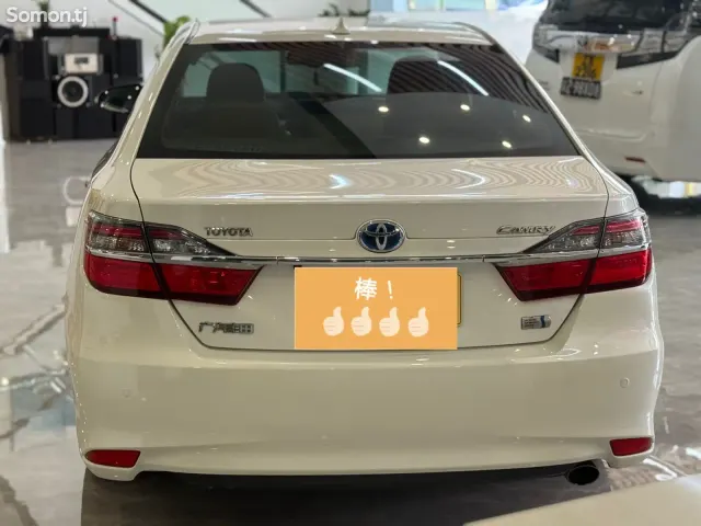 Toyota Camry 2016 · 2.5 AT