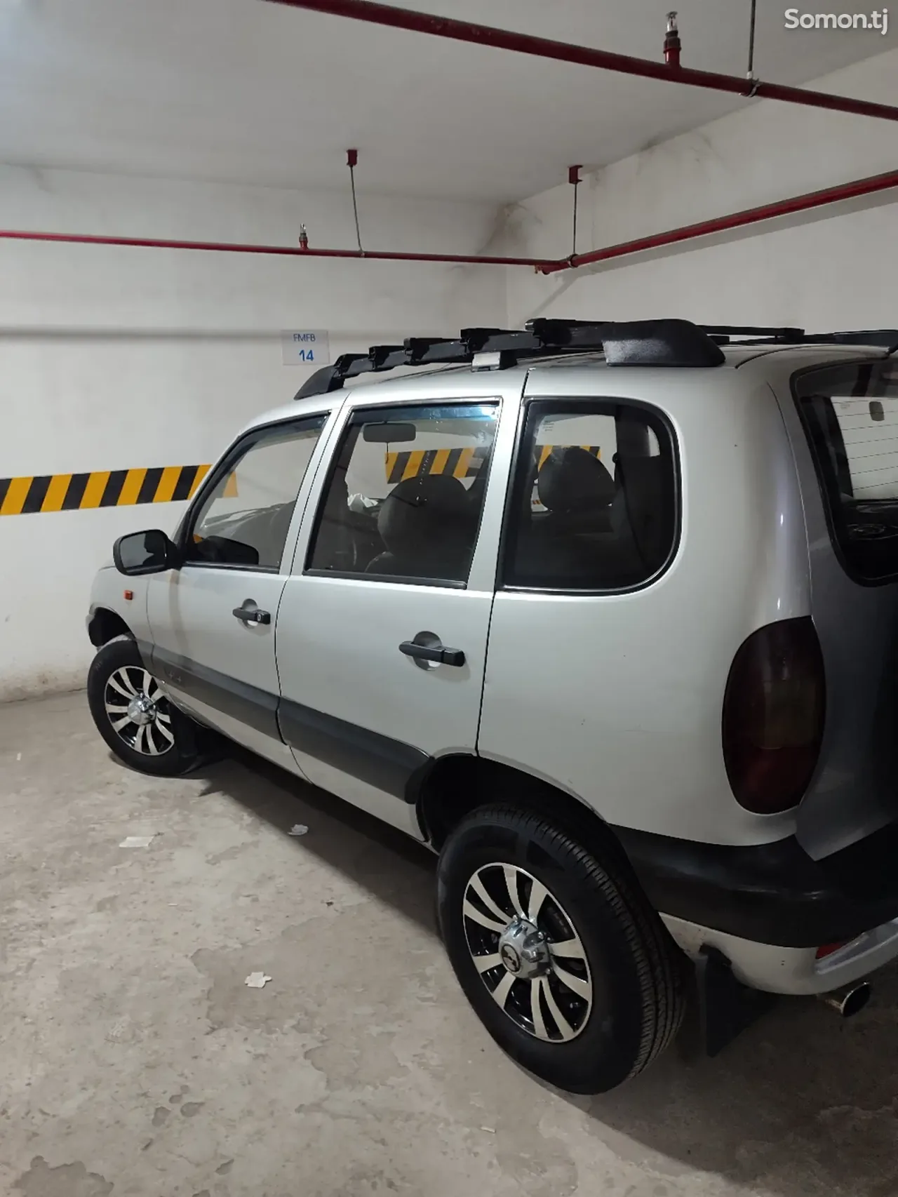 Chevrolet Niva 2004 · 1.7 MT