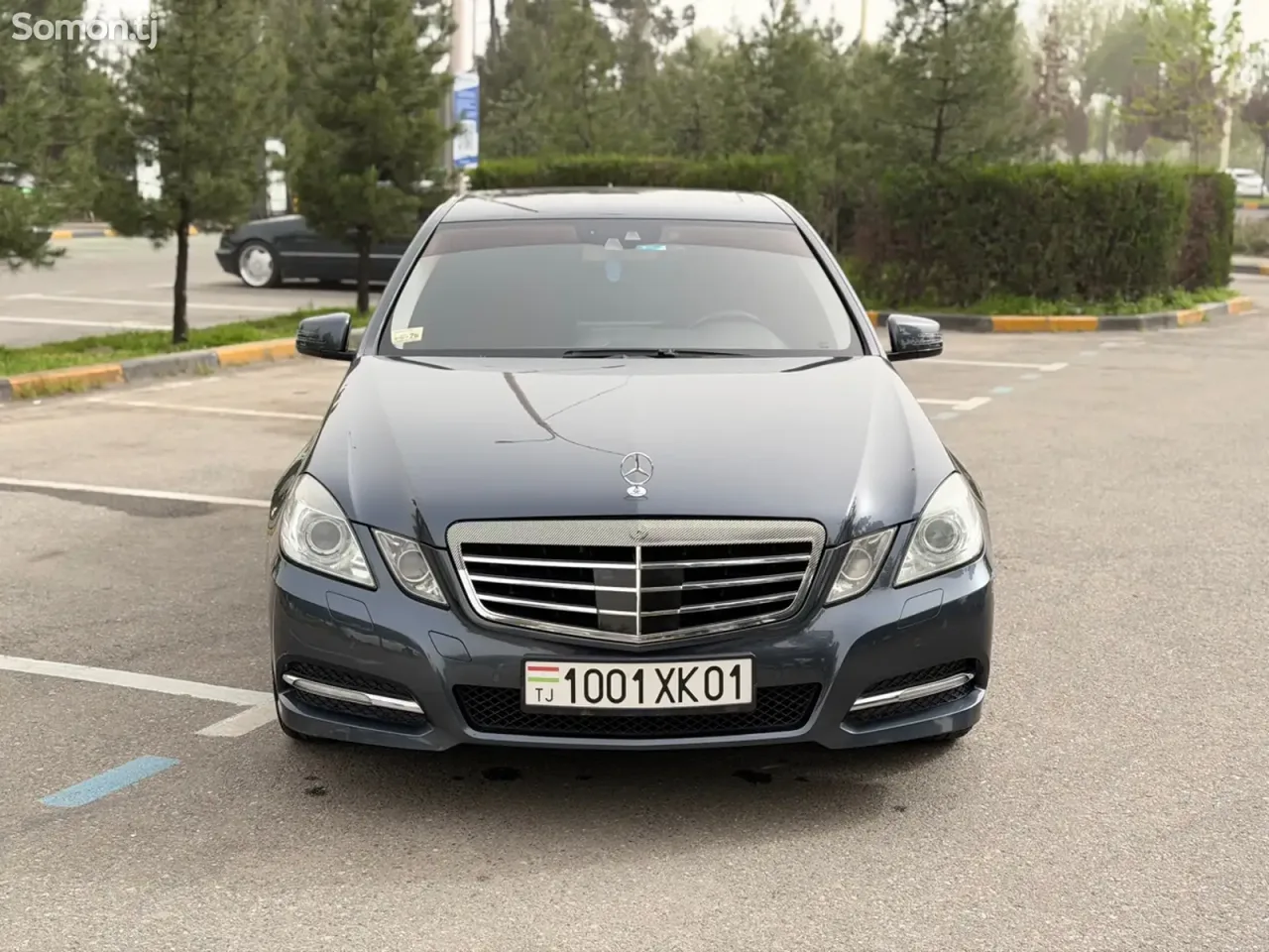 Mercedes-Benz E class 2012 · 3.5 AT