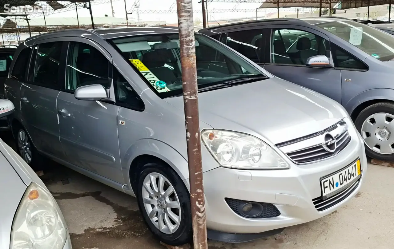 Opel Zafira 2009 · 1.8 MT