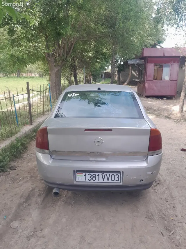 Opel Vectra C 2003 · AT