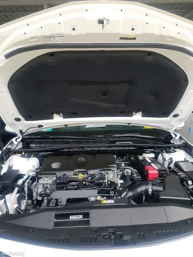 Toyota Camry 2018 · 2.5 AT