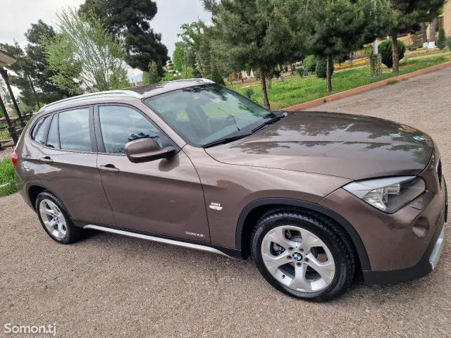 BMW X1 2010 · 2.5 AT