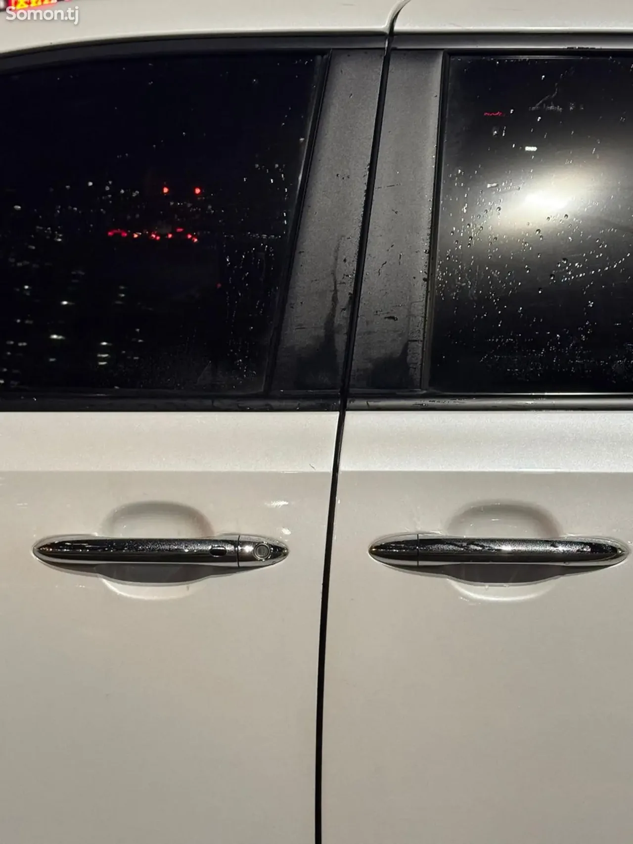 Kia Carnival 2019 · 2.2 AT