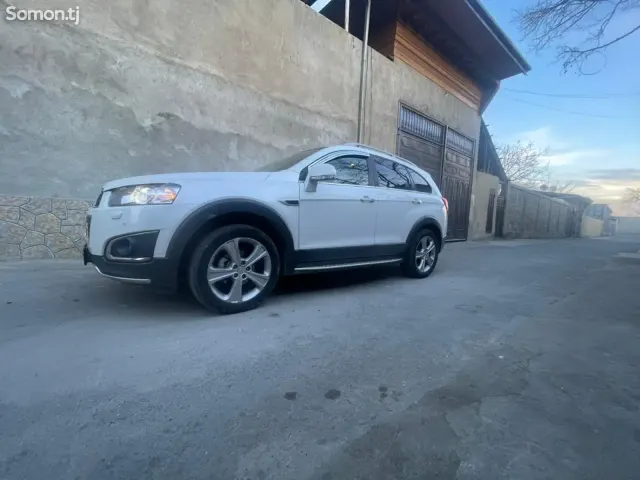 Chevrolet Captiva 2015 · 2.0 AT