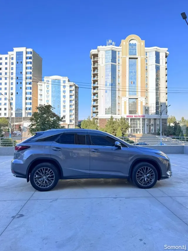 Lexus RX series 2022 · 3.5 AT