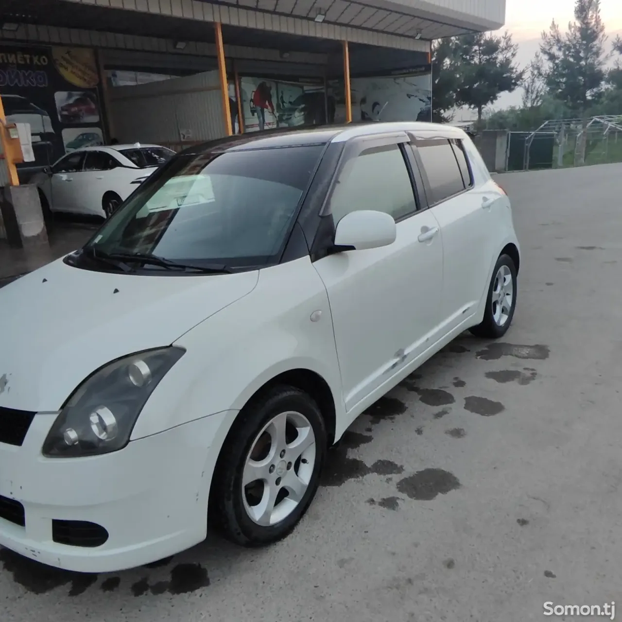 Suzuki Swift 2006 · 1.3 AT
