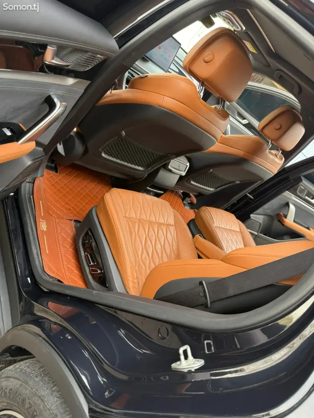 BYD Tang 2023 · AT