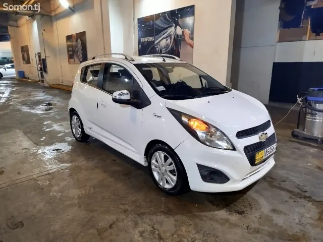 Chevrolet Spark 2014 · 1.3 AT