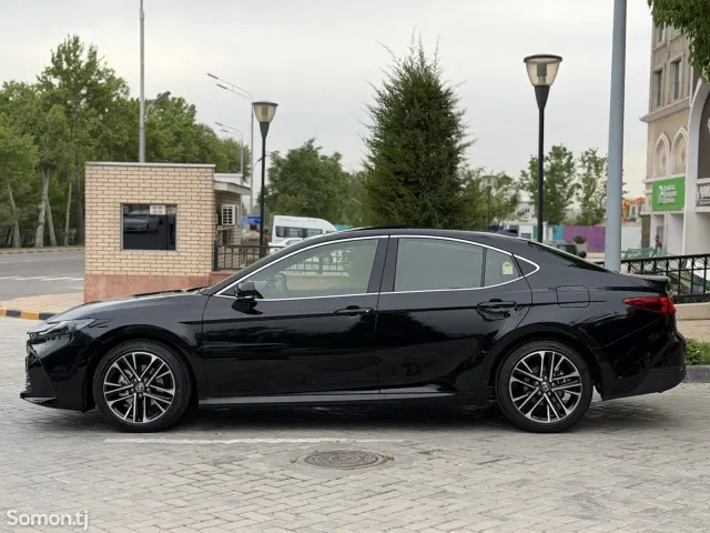 Toyota Camry 2026 · 2.5 AT