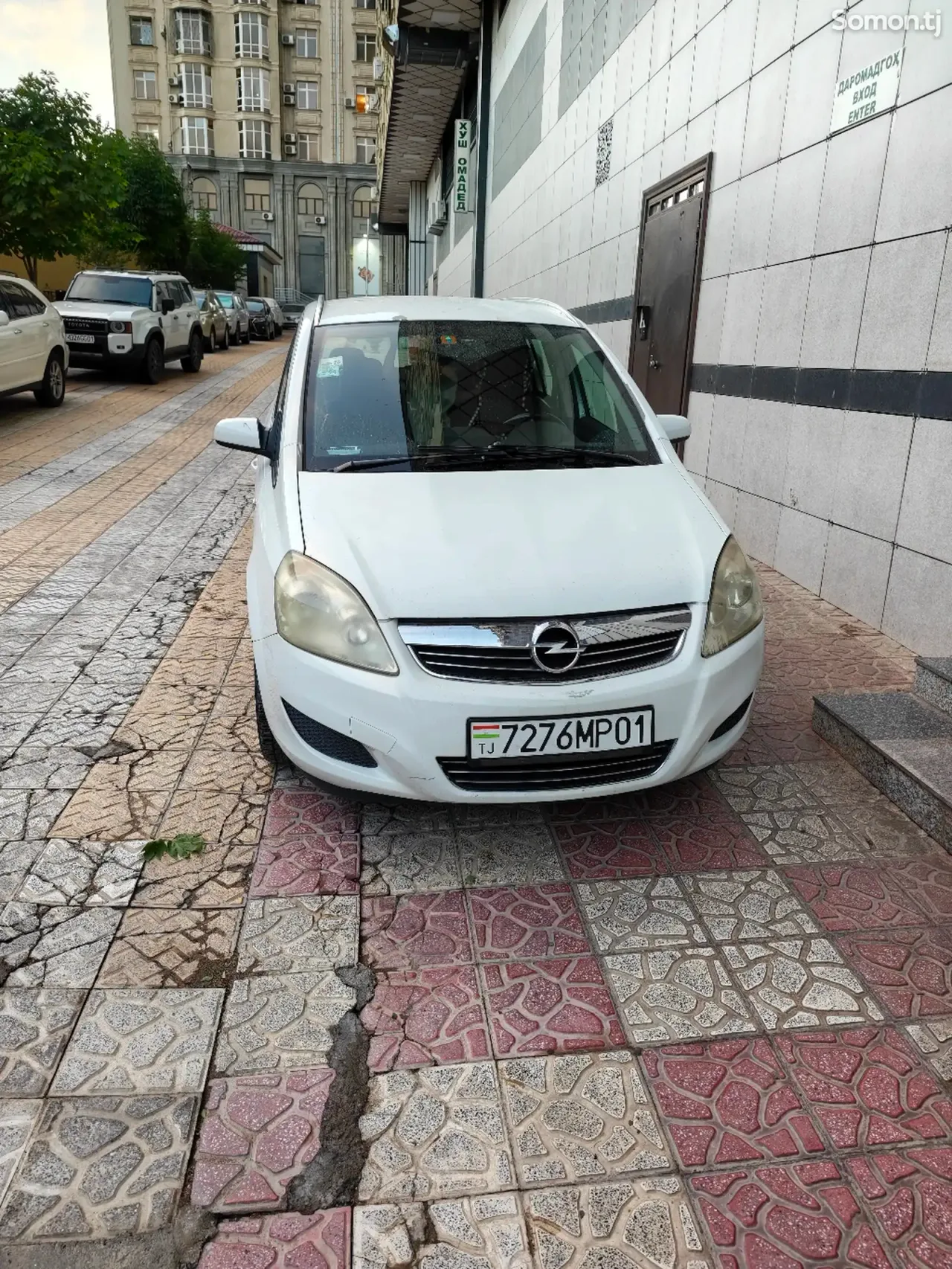 Opel Zafira 2009 · 1.6 MT