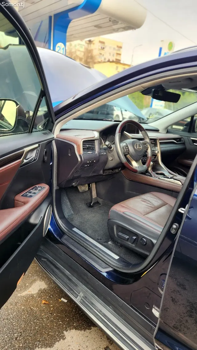 Lexus RX series 2016 · 3.5 AT