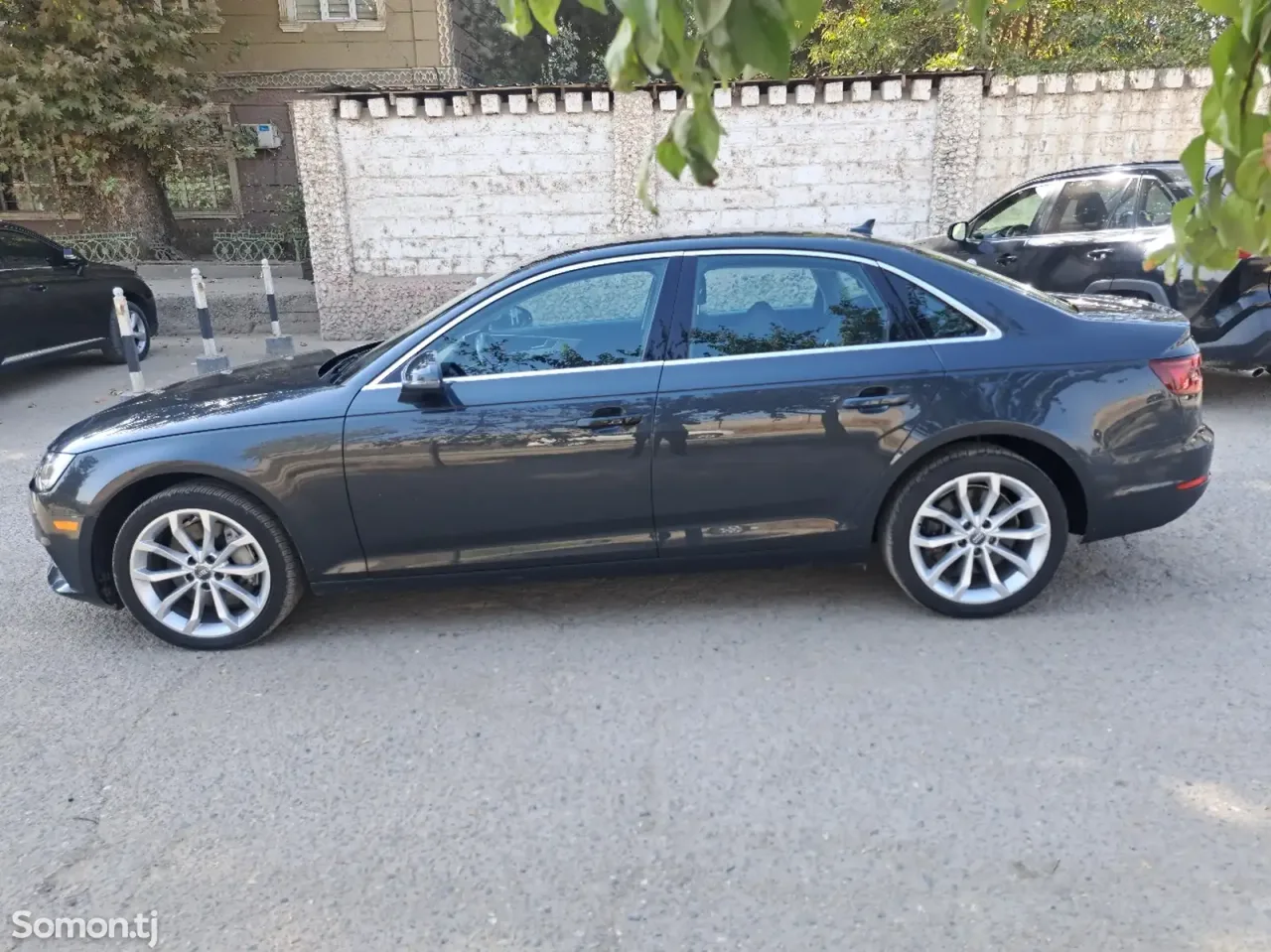 Audi A4 2018 · 2.0 AT