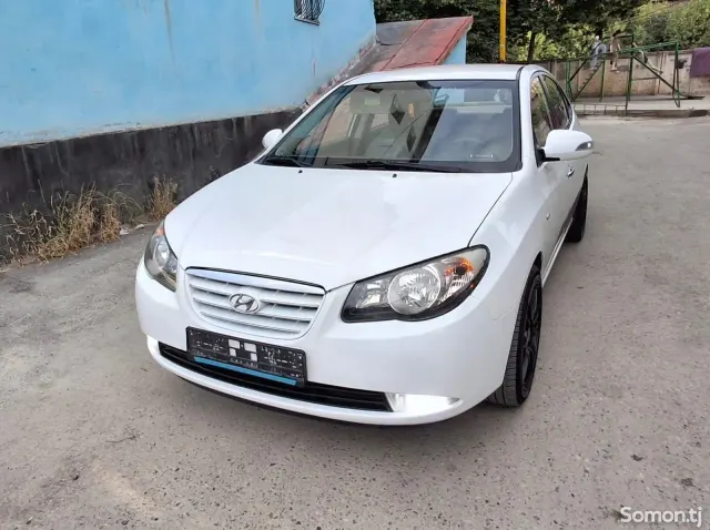 Hyundai Avante 2010 · 1.6 AT