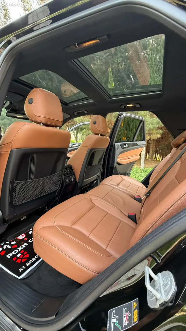 Mercedes-Benz GLE class 2017 · 3.5 AT