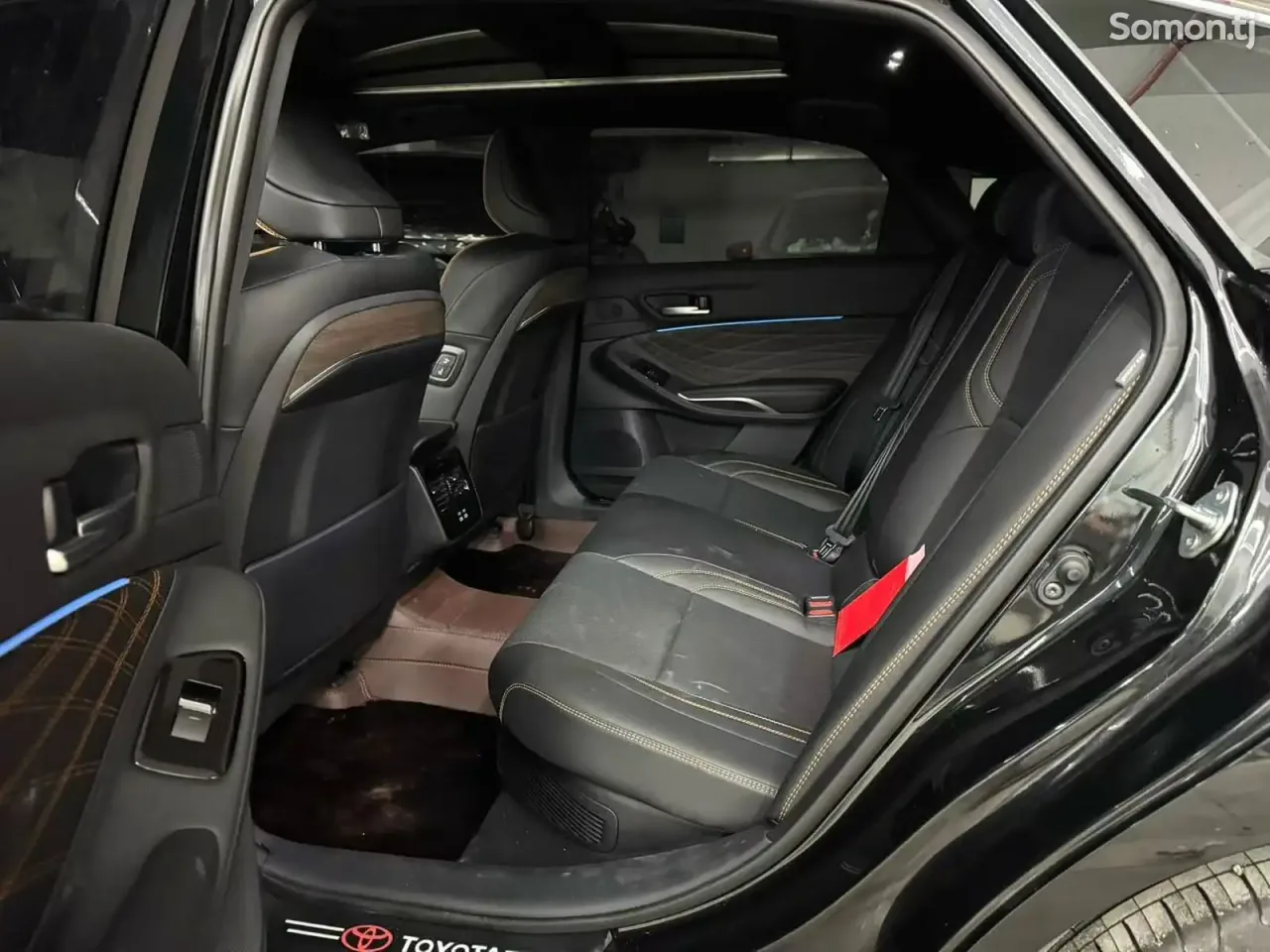 Toyota Avalon 2025 · 2.5 AT
