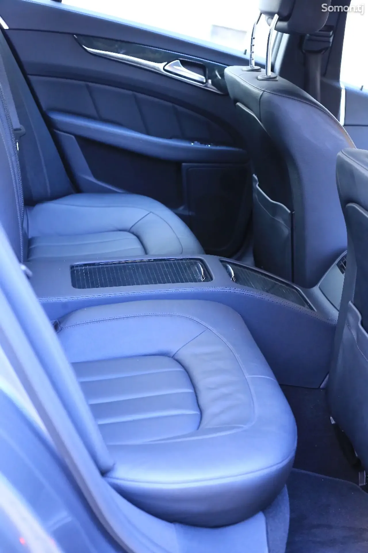 Mercedes-Benz CLS class 2016 · 2.5 AT