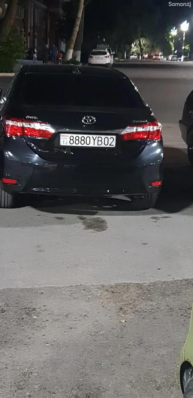 Toyota Corolla 2016 · 1.8 AT