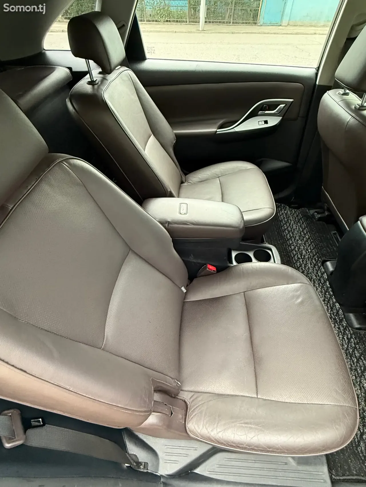 Toyota Mark X ZiO 2008 · 2.4 AT