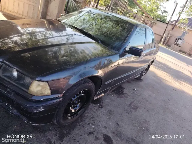 BMW 3 series 1992 · 1.6 MT