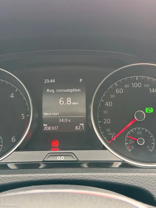 Volkswagen Golf 2015 · 1.6 AT