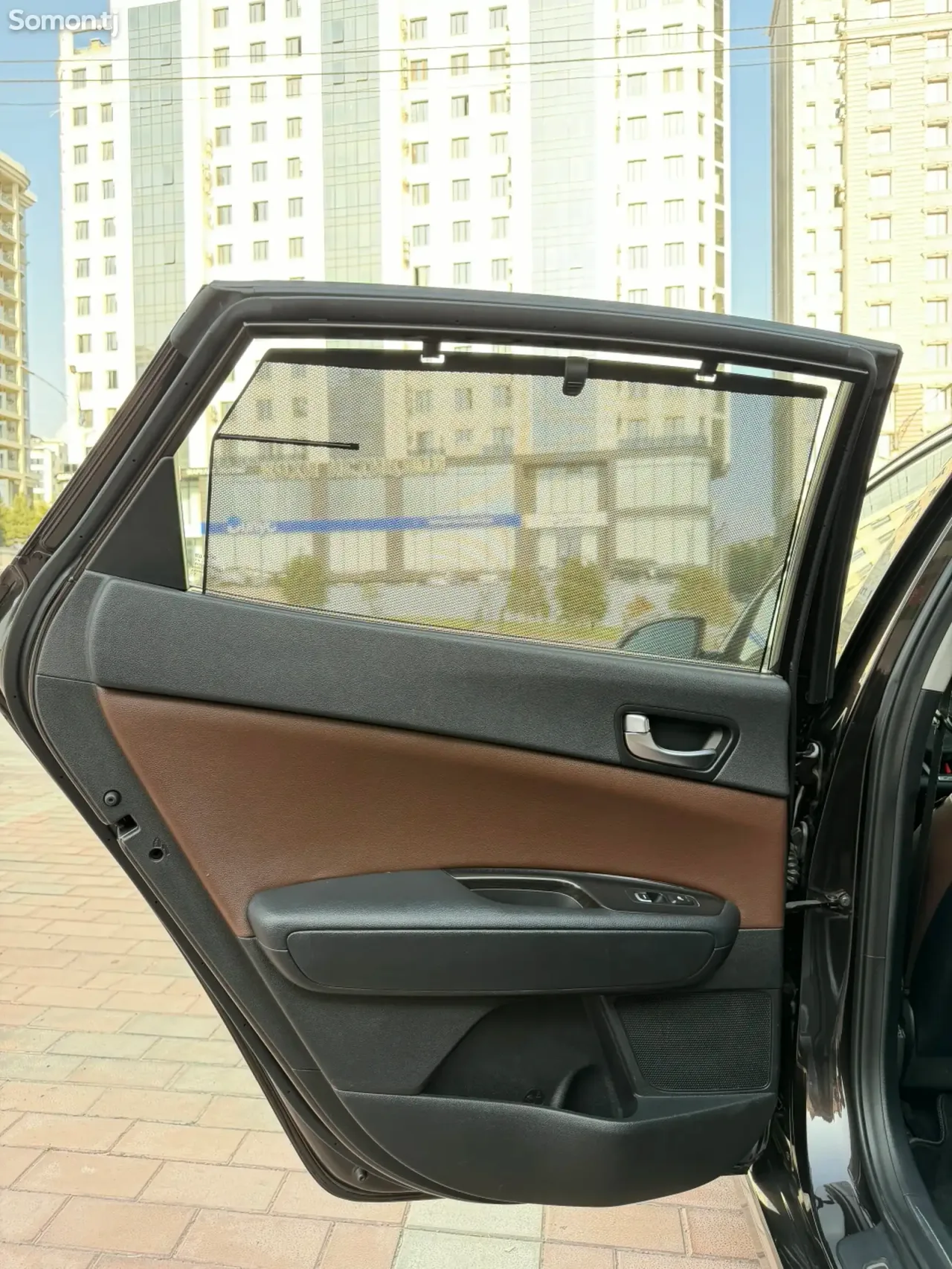 Kia K5 2015 · 1.7 AT