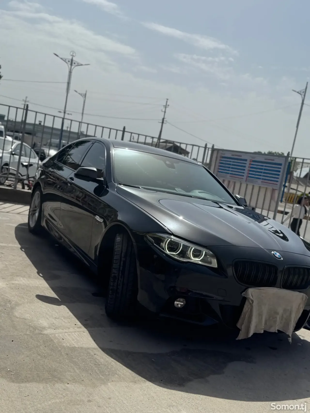 BMW 5 series 2016 · 3.0 AT