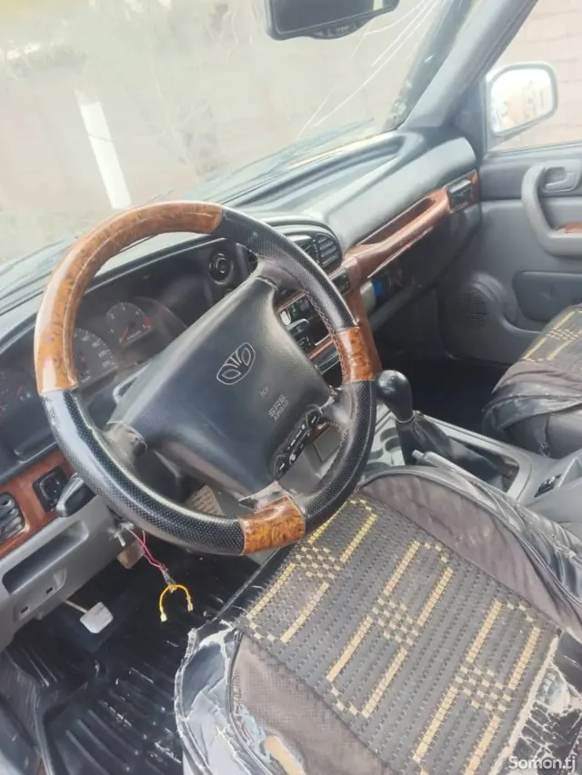 Ssang Yong Musso 2000 · 2.2 MT