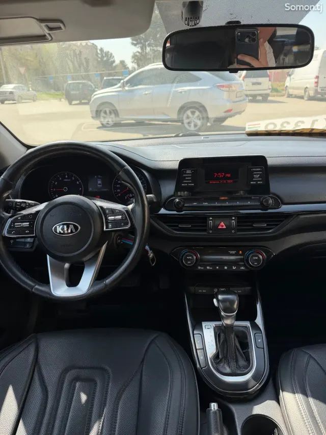 Kia K3 2019 · 1.6 AT