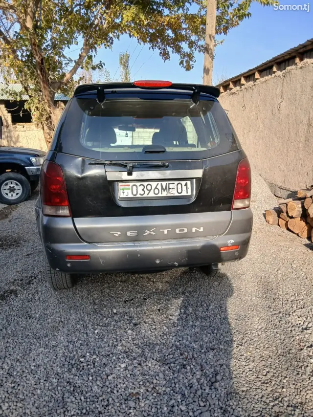 Ssang Yong Rexton 2002 · 2.9 MT