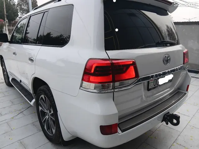 Toyota Land Cruiser 2011 · 4.0 AT