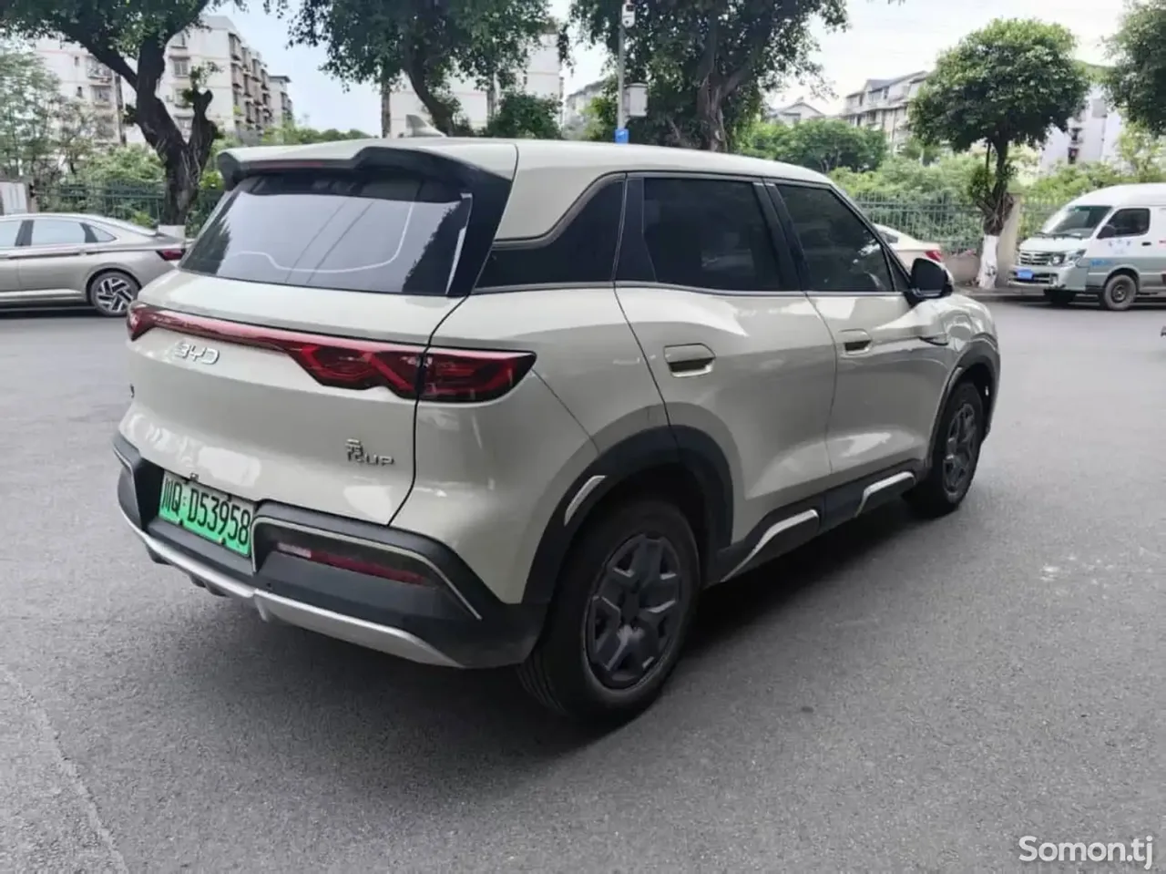 BYD Yuan Up 2025 · AT