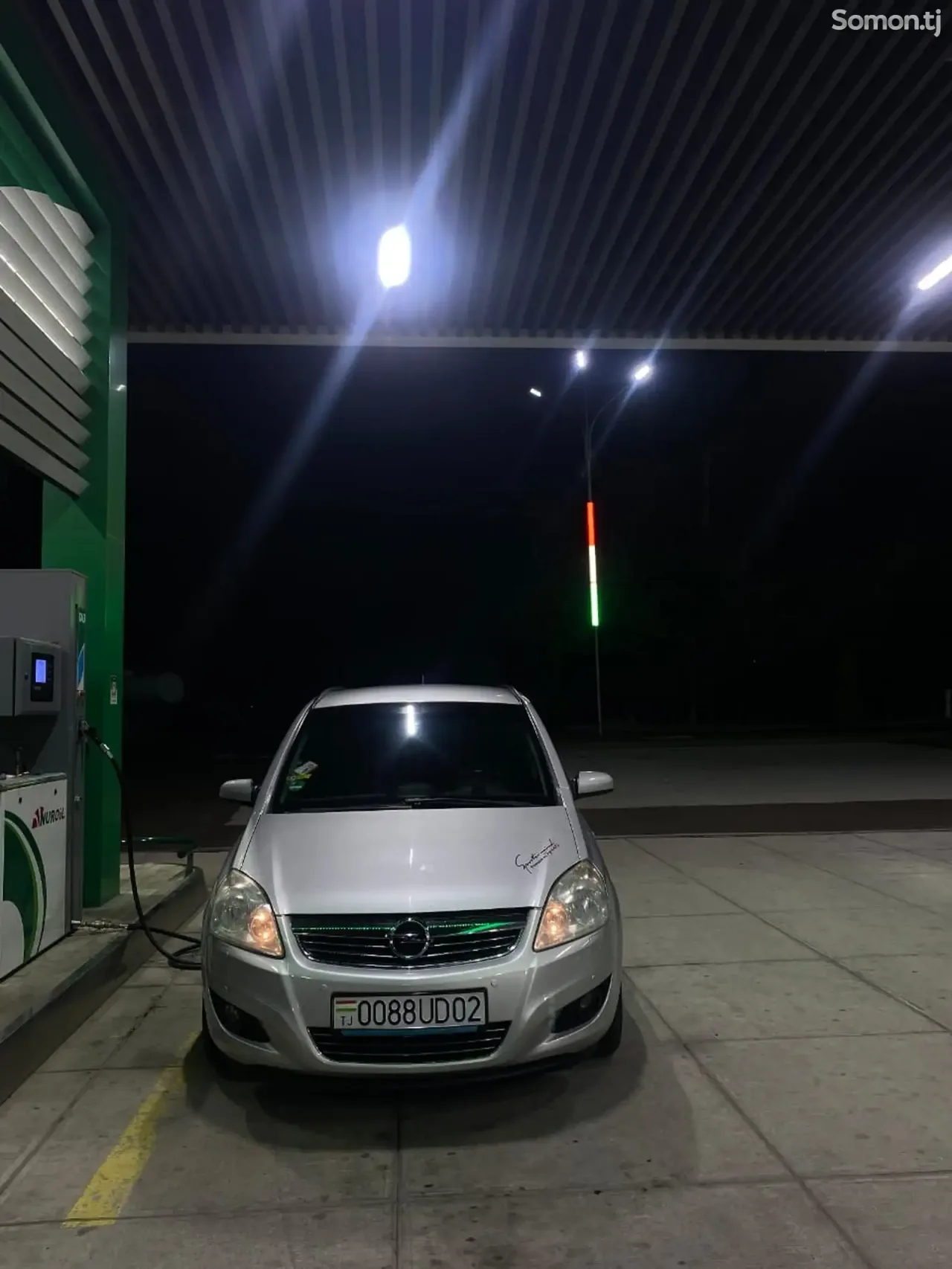 Opel Zafira 2009 · 0.8 MT