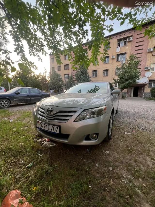Toyota Camry 2011 · 2.5 AT