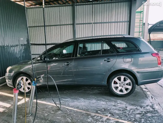 Toyota Avensis 2007 · 2.2 MT
