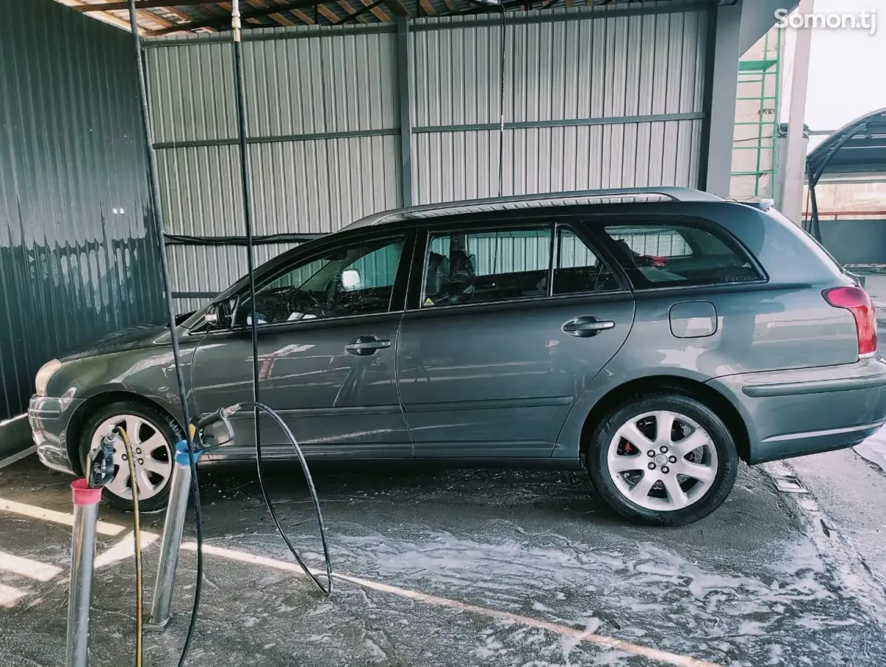 Toyota Avensis 2007 · 2.2 MT