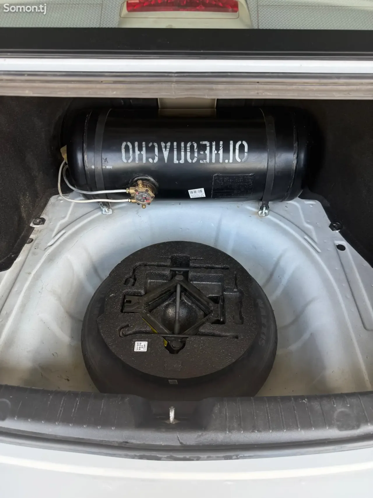 Hyundai Avante 2009 · 1.6 AT