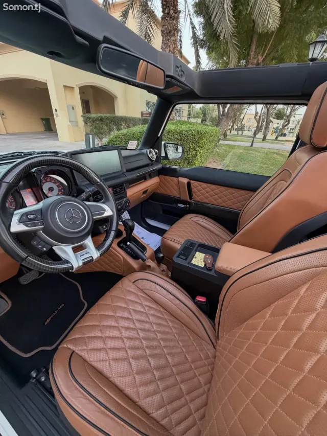 Mercedes-Benz AMG GT 2019 · AT