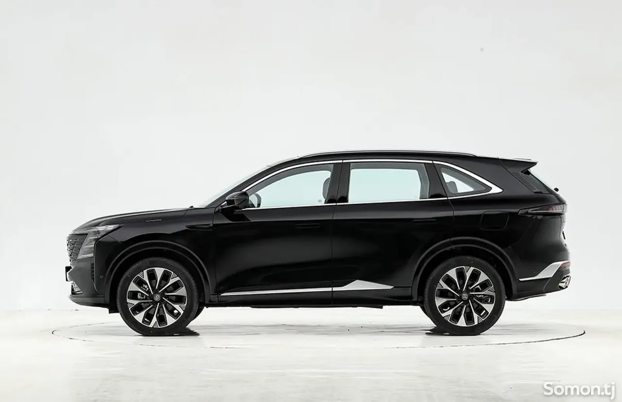 Changan CS 75 Plus 2025 · AT