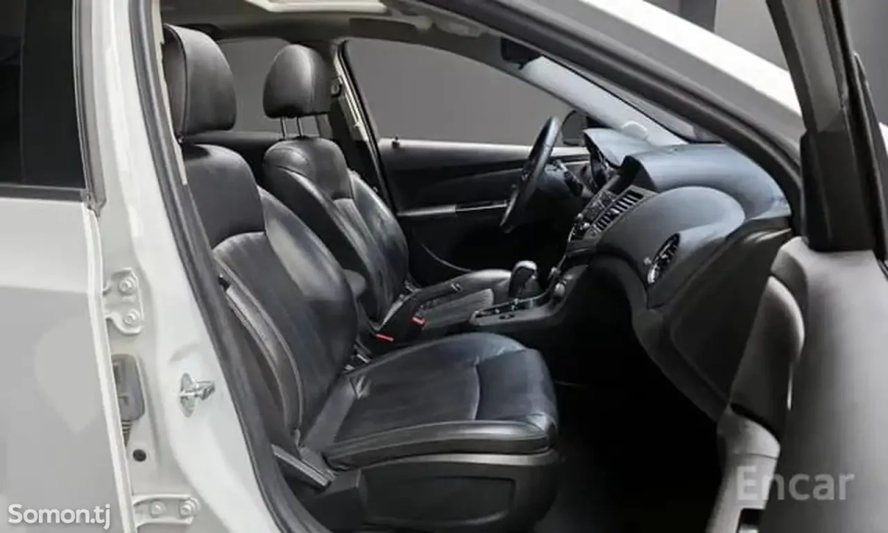 Chevrolet Cruze 2015 · 1.8 AT