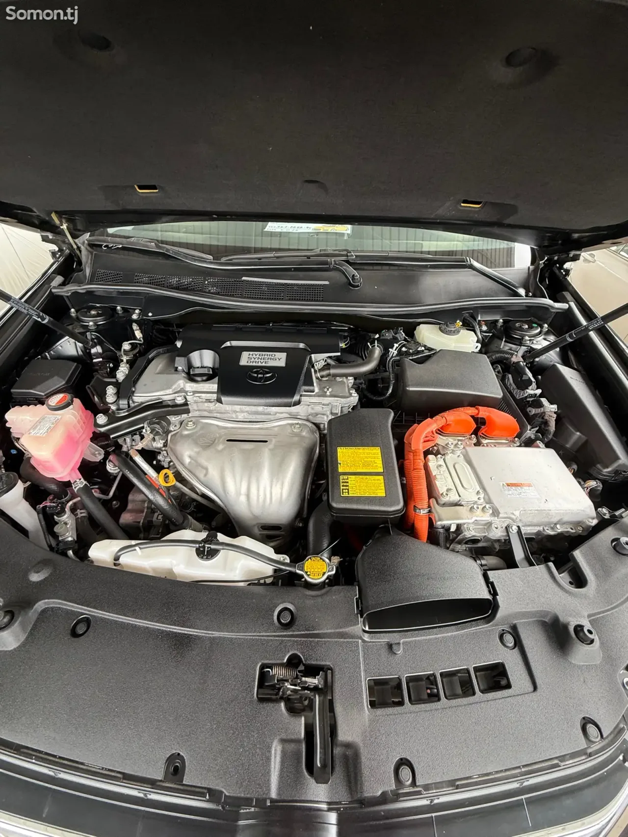 Toyota Camry 2015 · 2.5 AT