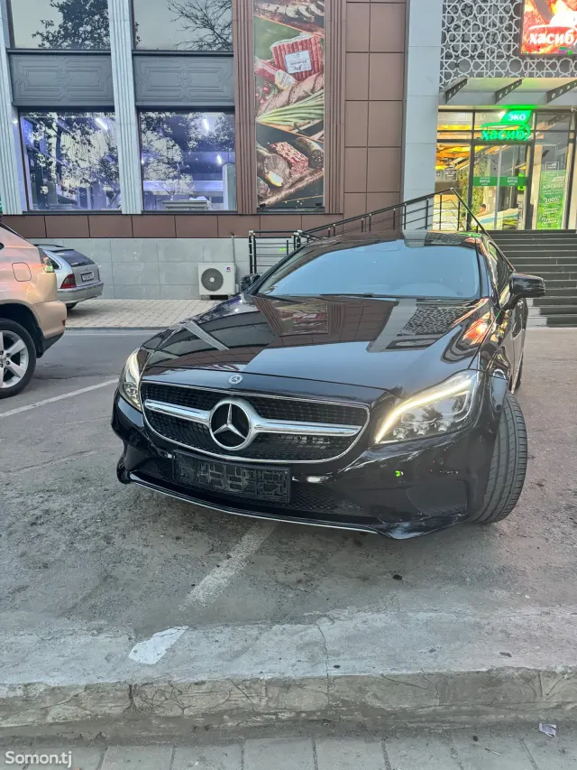Mercedes-Benz CLS class 2016 · 2.5 AT