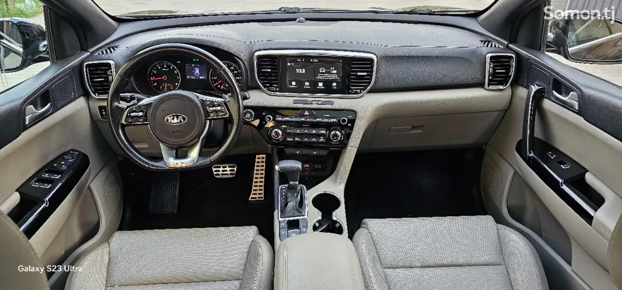 Kia Sportage 2020 · 2.0 AT