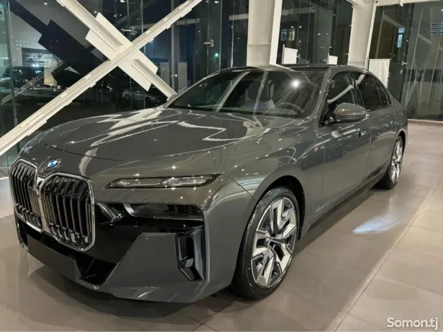 BMW 7 series 2024 · 4.0 AT
