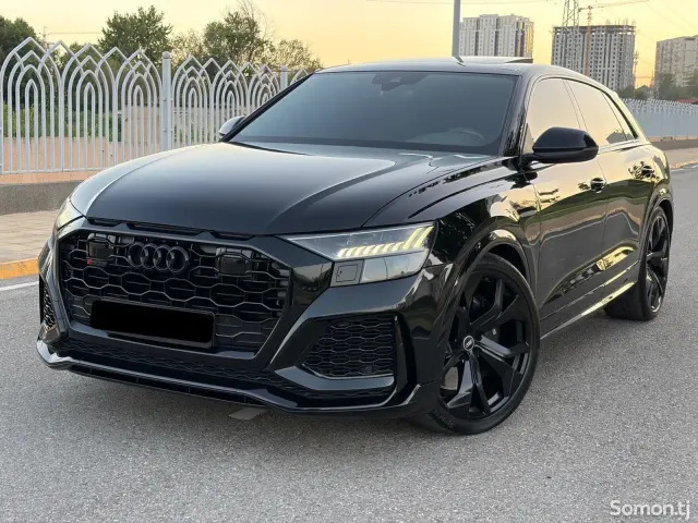 Audi Q8 2021 · 4.0 AT